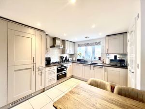 Dining Kitchen- click for photo gallery